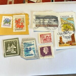 lot 9 vtg postal stamps Canada 1960-90